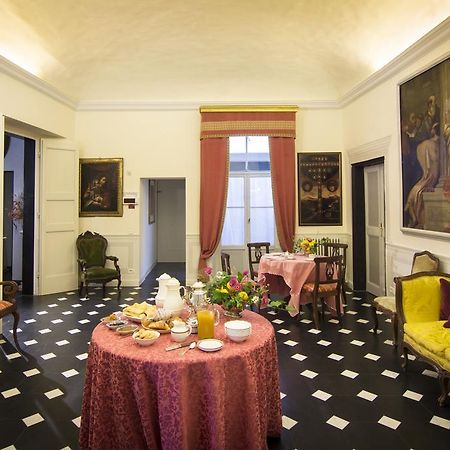 Palazzo Lengueglia B&B Альбенга Екстер'єр фото