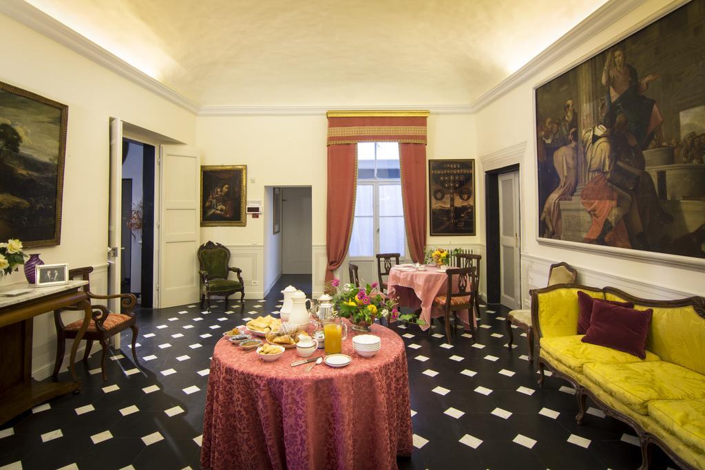 Palazzo Lengueglia B&B Альбенга Екстер'єр фото